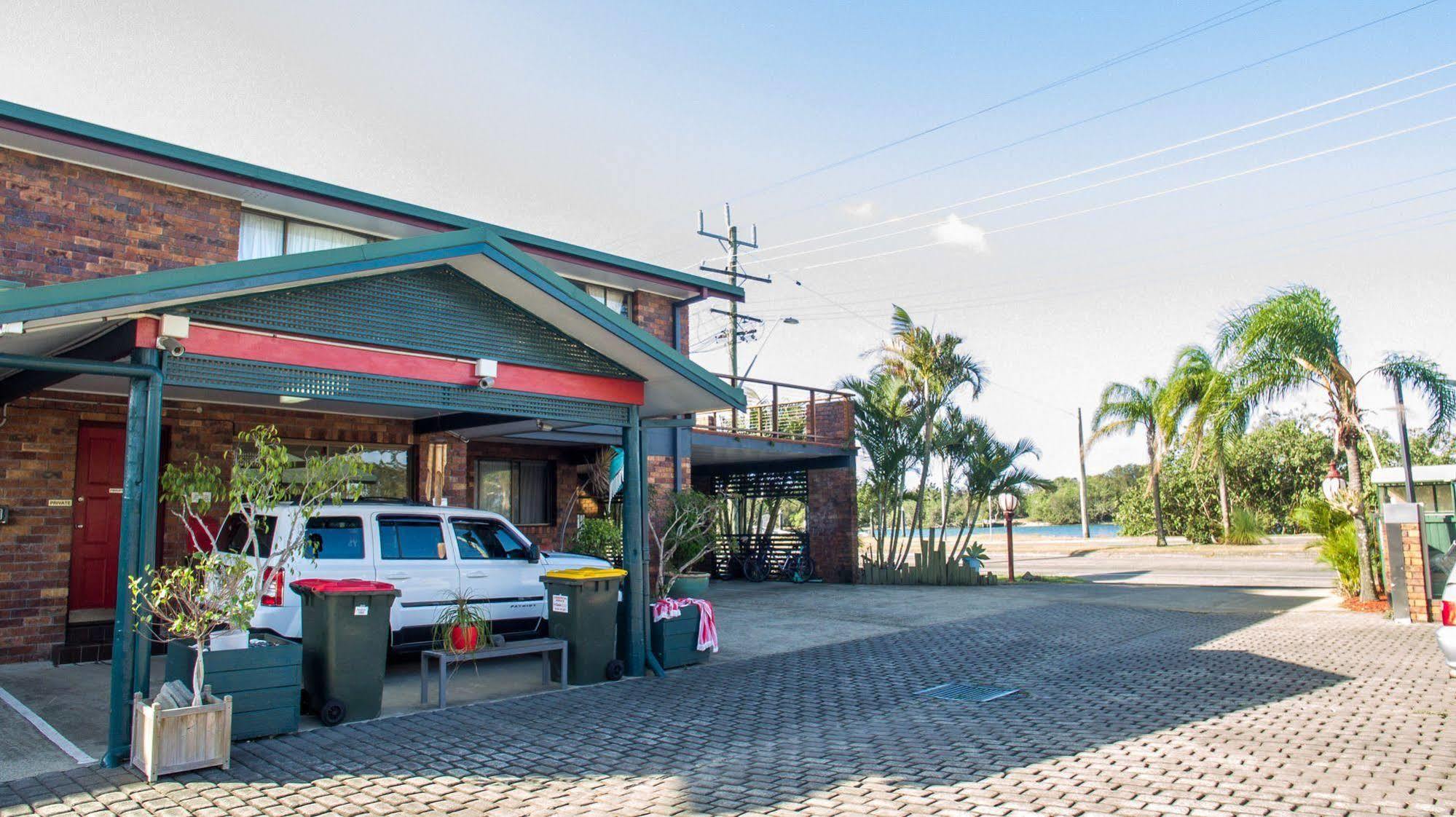 Arabella Motor Inn Tweed Heads Exterior photo