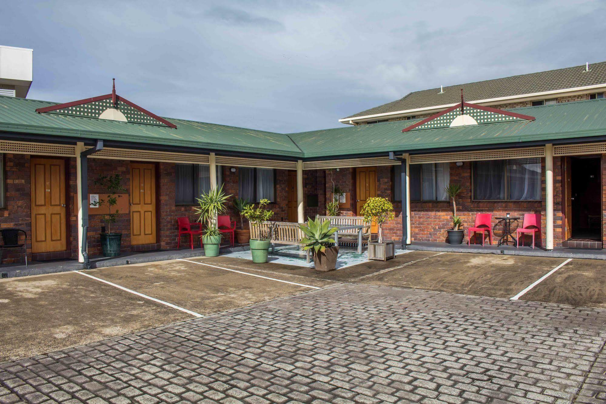 Arabella Motor Inn Tweed Heads Exterior photo